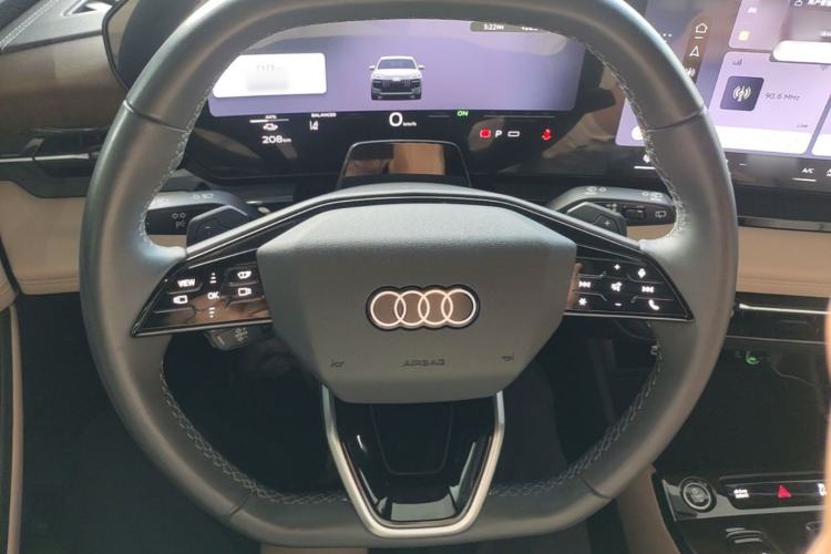 Used Audi Q6L e-tron 2026 First Launch Navigation Edition Steering Wheel