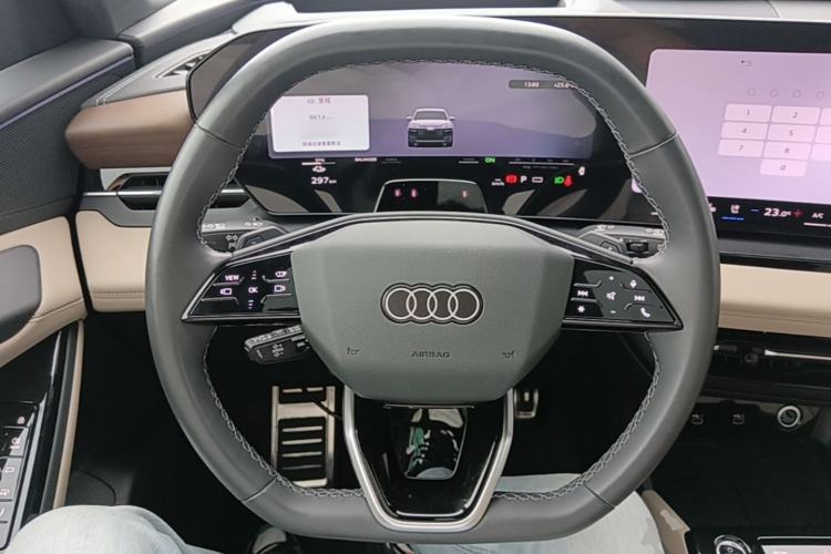 Used Audi Q6L e-tron 2026 First Launch Navigation Edition Steering Wheel