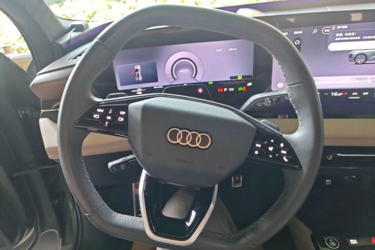 Used Audi Q6L e-tron 2026 First Launch Navigation Edition Steering Wheel