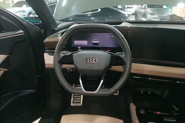 Used Audi Q6L e-tron 2026 First Launch Navigation Edition Steering Wheel