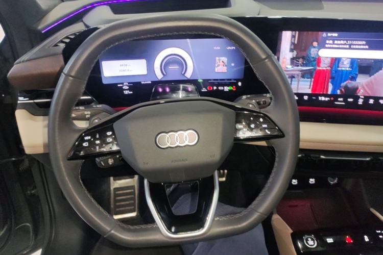 Used Audi Q6L e-tron 2026 First Launch Navigation Edition Steering Wheel
