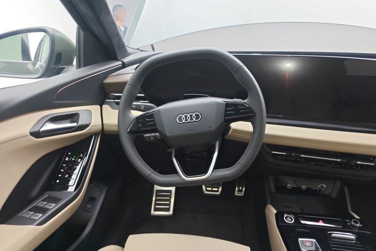 Used Audi Q6L e-tron 2026 Ultra-Long Range Edition Steering Wheel