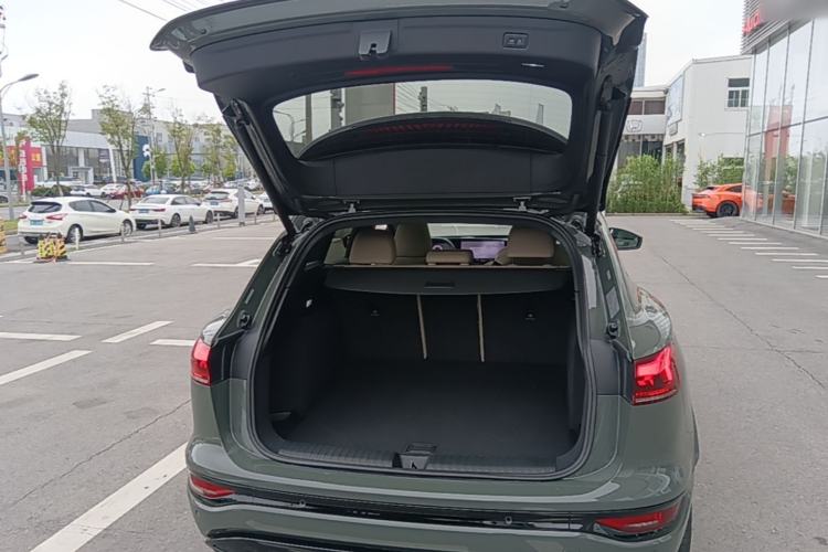 Used Audi Q6L e-tron 2026 First Launch Navigation Edition Trunk