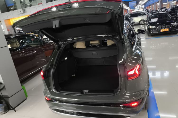 Used Audi Q6L e-tron 2026 Ultra-Long Range Edition Trunk