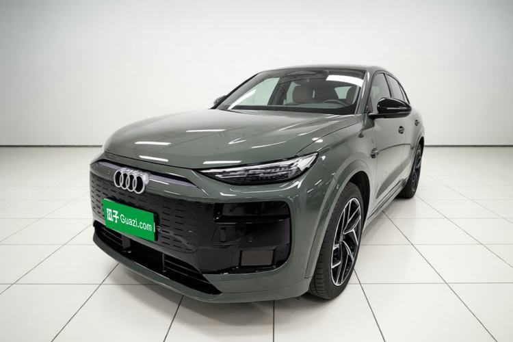 Audi Q6L e-tron 2026 First Launch Navigation Edition d’occasion Guazi used car, China used car export, Used car for sale, Used cars, Cheapest cars for sale