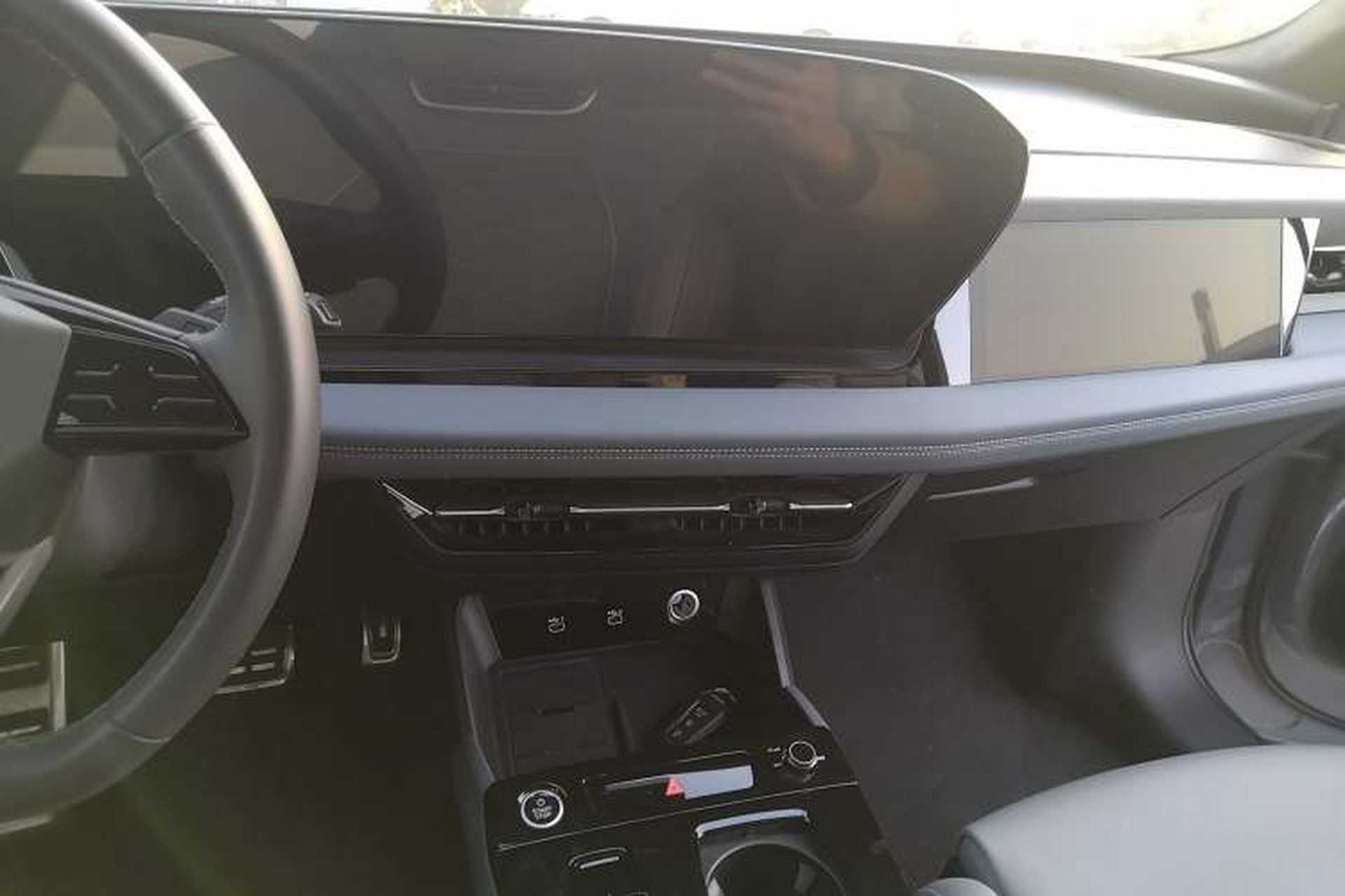Used Audi Q6L e-tron 2026 First Launch Navigation Edition Audio And AC Panel