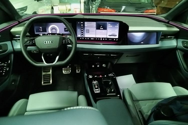 Used Audi Q6L e-tron 2026 First Launch Navigation Edition Center Console