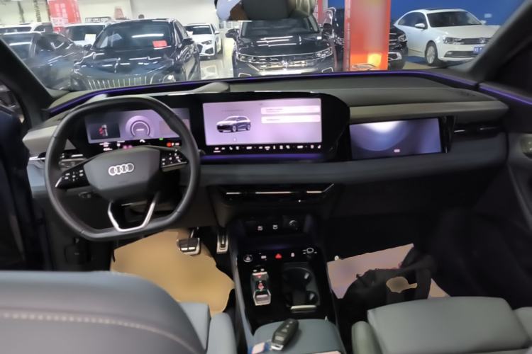 Used Audi Q6L e-tron 2026 First Launch Navigation Edition Center Console
