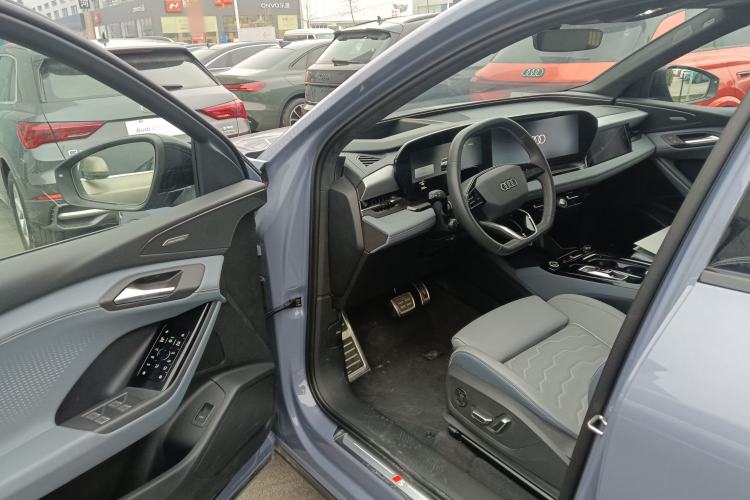 Used Audi Q6L e-tron 2026 First Launch Navigation Edition Driver Seat