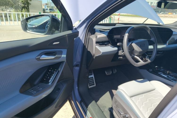 Used Audi Q6L e-tron 2026 First Launch Navigation Edition Driver Seat