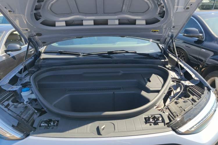 Used Audi Q6L e-tron 2026 First Launch Navigation Edition Engine Bay