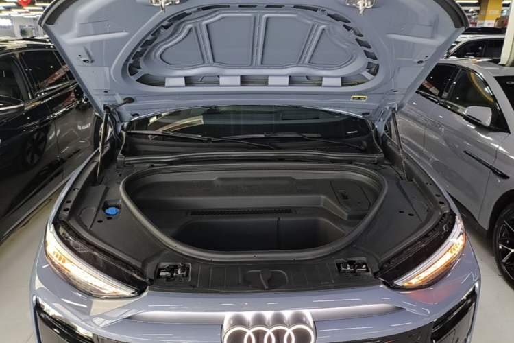 Used Audi Q6L e-tron 2026 First Launch Navigation Edition Engine Bay