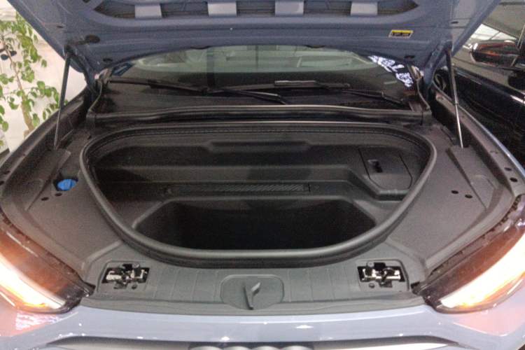 Used Audi Q6L e-tron 2026 First Launch Navigation Edition Engine Bay