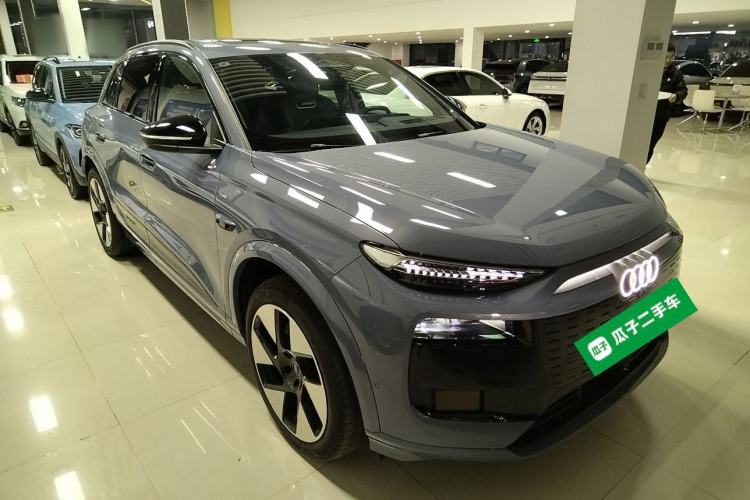 Used Audi Q6L e-tron 2026 First Launch Navigation Edition Front Right 45 Deg