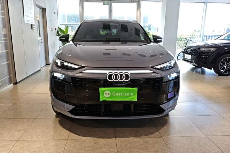 Used Audi Q6L e-tron 2026 First Launch Navigation Edition Front
