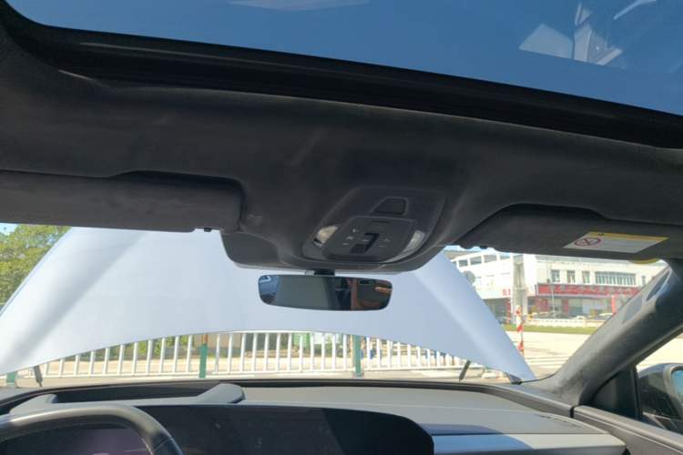 Used Audi Q6L e-tron 2026 First Launch Navigation Edition Headliner
