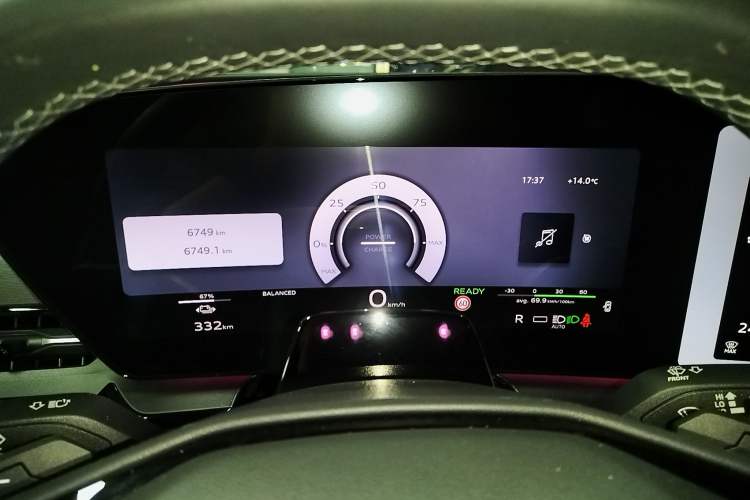 Used Audi Q6L e-tron 2026 First Launch Navigation Edition Instrument Cluster