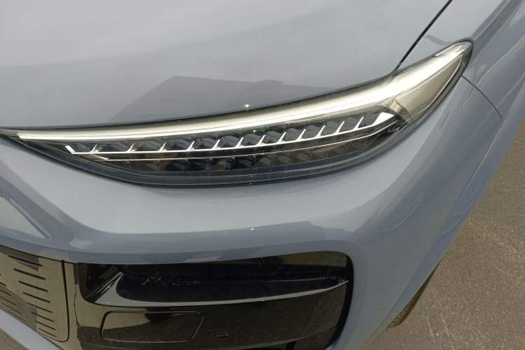 Used Audi Q6L e-tron 2026 First Launch Navigation Edition Left Front Headlight