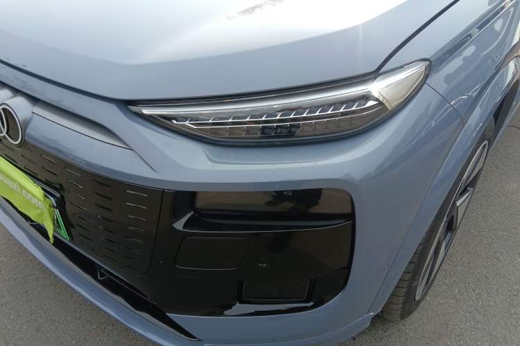 Used Audi Q6L e-tron 2026 First Launch Navigation Edition Left Front Headlight