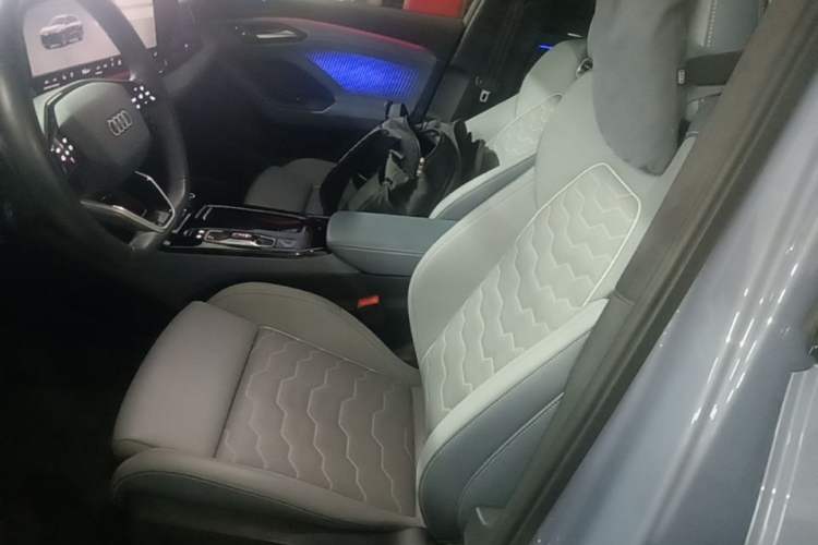 Used Audi Q6L e-tron 2026 First Launch Navigation Edition Left Front Seat