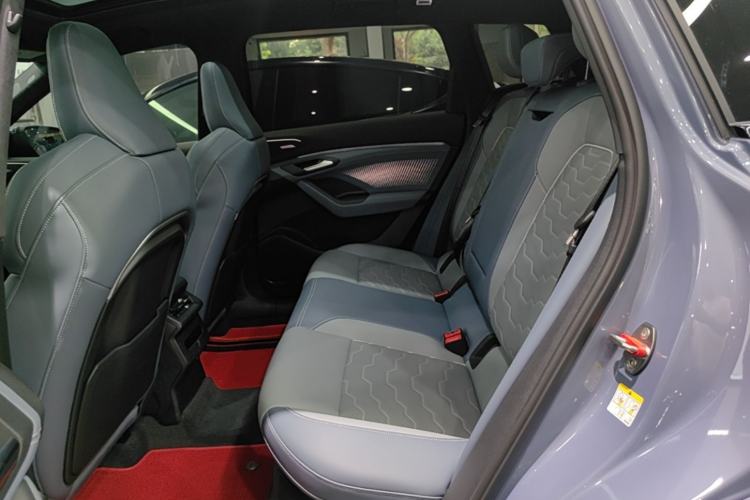 Used Audi Q6L e-tron 2026 First Launch Navigation Edition Left Rear Seat