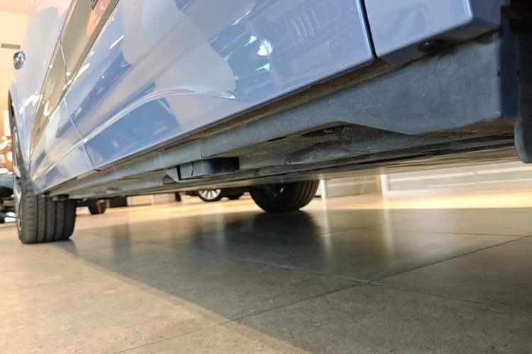 Used Audi Q6L e-tron 2026 First Launch Navigation Edition Left Side Sill