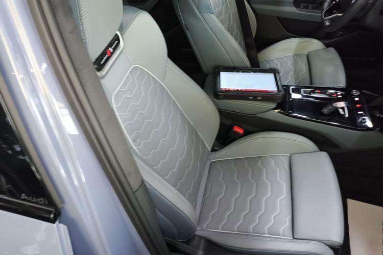 Used Audi Q6L e-tron 2026 First Launch Navigation Edition Right Front Seat