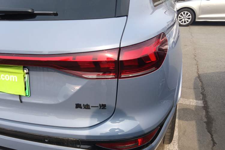 Used Audi Q6L e-tron 2026 First Launch Navigation Edition Right Rear Taillight