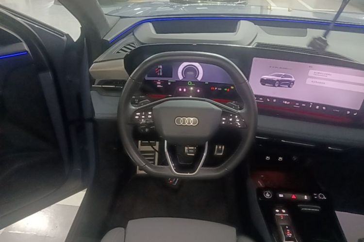 Used Audi Q6L e-tron 2026 First Launch Navigation Edition Steering Wheel