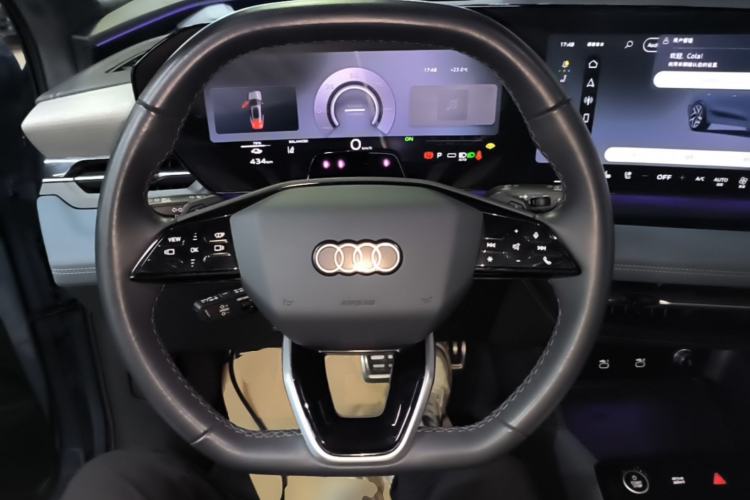 Used Audi Q6L e-tron 2026 First Launch Navigation Edition Steering Wheel