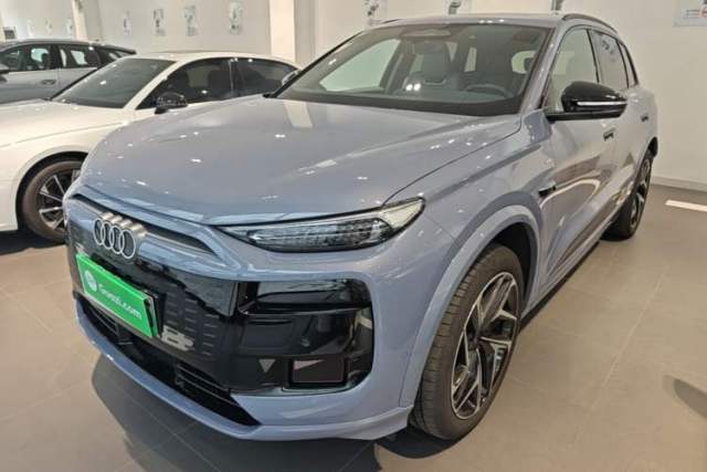 Audi Q6L e-tron 2026 First Launch Navigation Edition usado