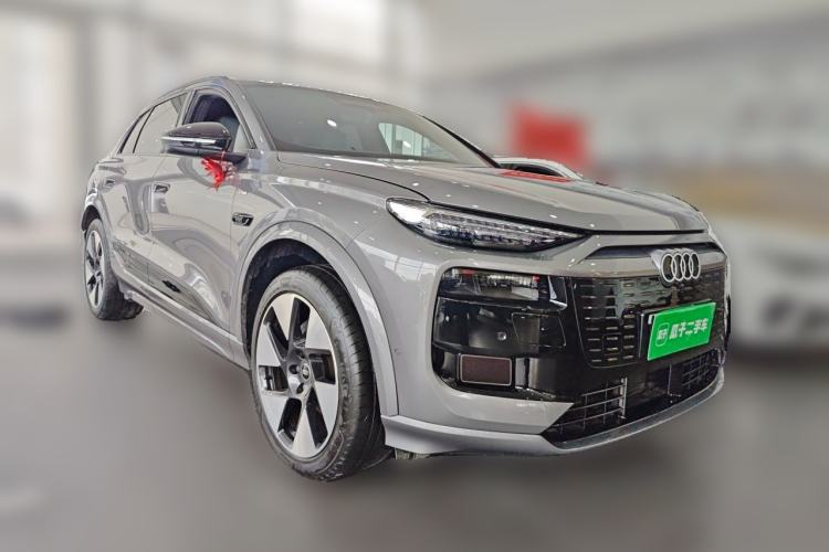 Used Audi Q6L e-tron 2026 First Launch Navigation Edition Front Right 45 Deg
