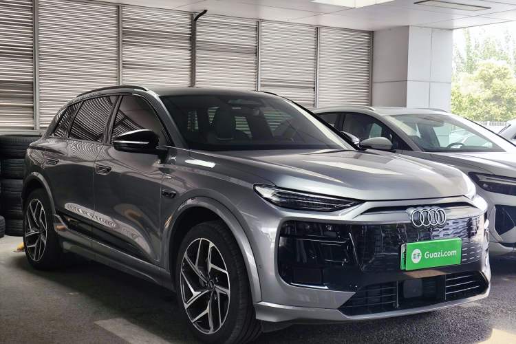 Used Audi Q6L e-tron 2026 First Launch Navigation Edition Front Right 45 Deg