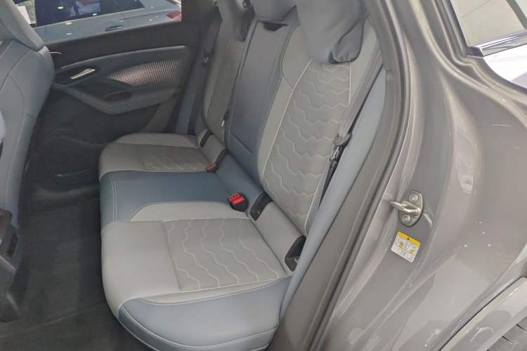 Used Audi Q6L e-tron 2026 First Launch Navigation Edition Left Rear Seat