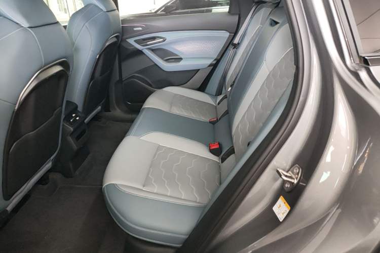 Used Audi Q6L e-tron 2026 First Launch Navigation Edition Left Rear Seat
