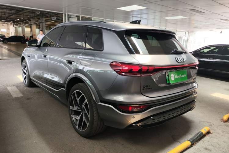 Used Audi Q6L e-tron 2026 First Launch Navigation Edition Rear Left 45 Deg