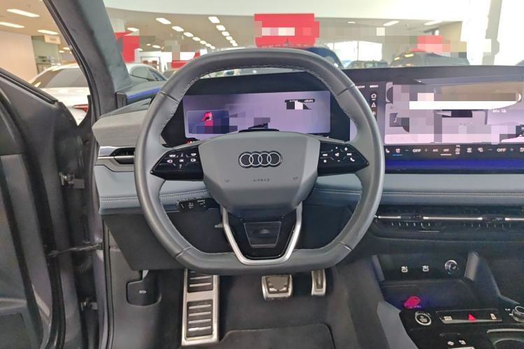 Used Audi Q6L e-tron 2026 First Launch Navigation Edition Steering Wheel