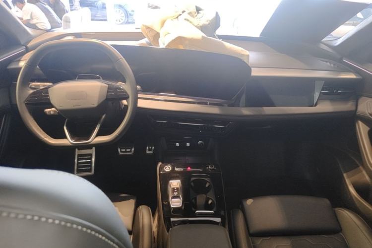 Used Audi Q6L e-tron 2026 First Launch Navigation Edition Center Console