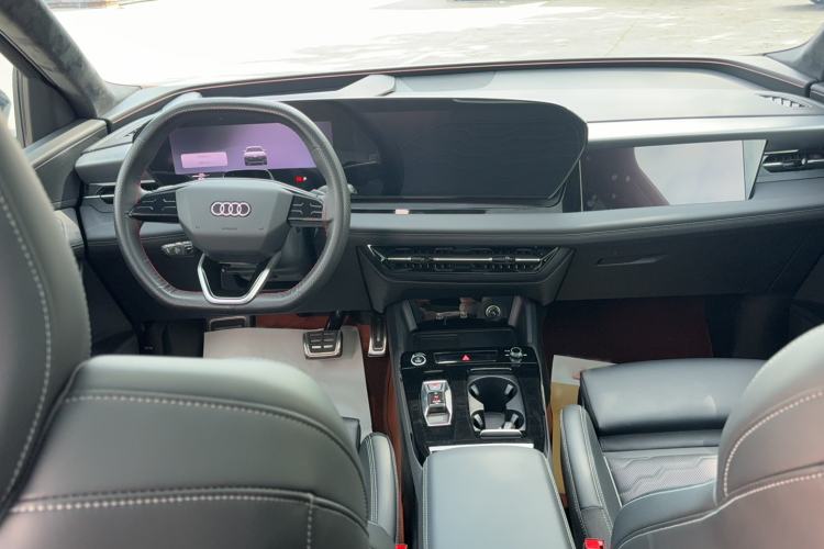 Used Audi Q6L e-tron 2026 Ultra-Long Range Edition Center Console