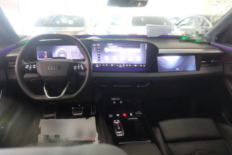 Used Audi Q6L e-tron 2026 First Launch Navigation Edition Center Console