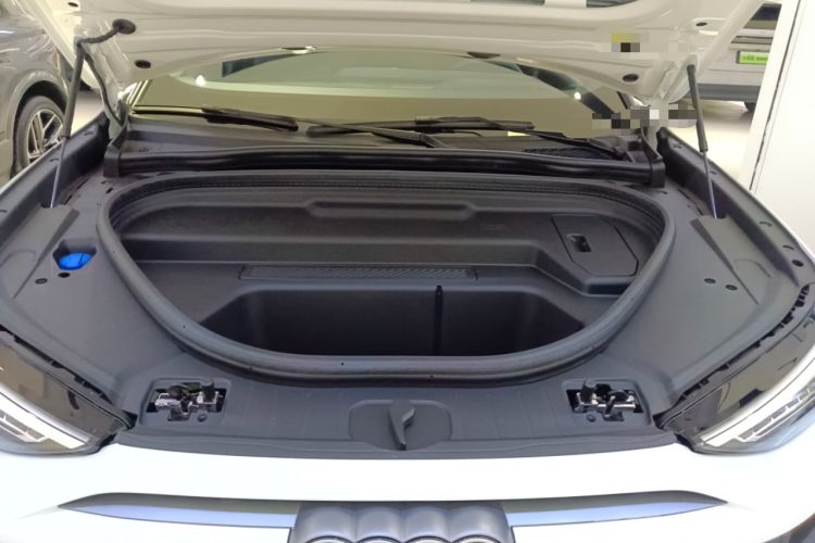 Used Audi Q6L e-tron 2026 First Launch Navigation Edition Engine Bay