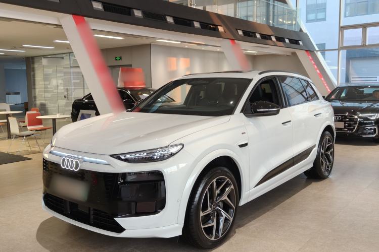 Used Audi Q6L e-tron 2026 First Launch Navigation Edition Exterior 1