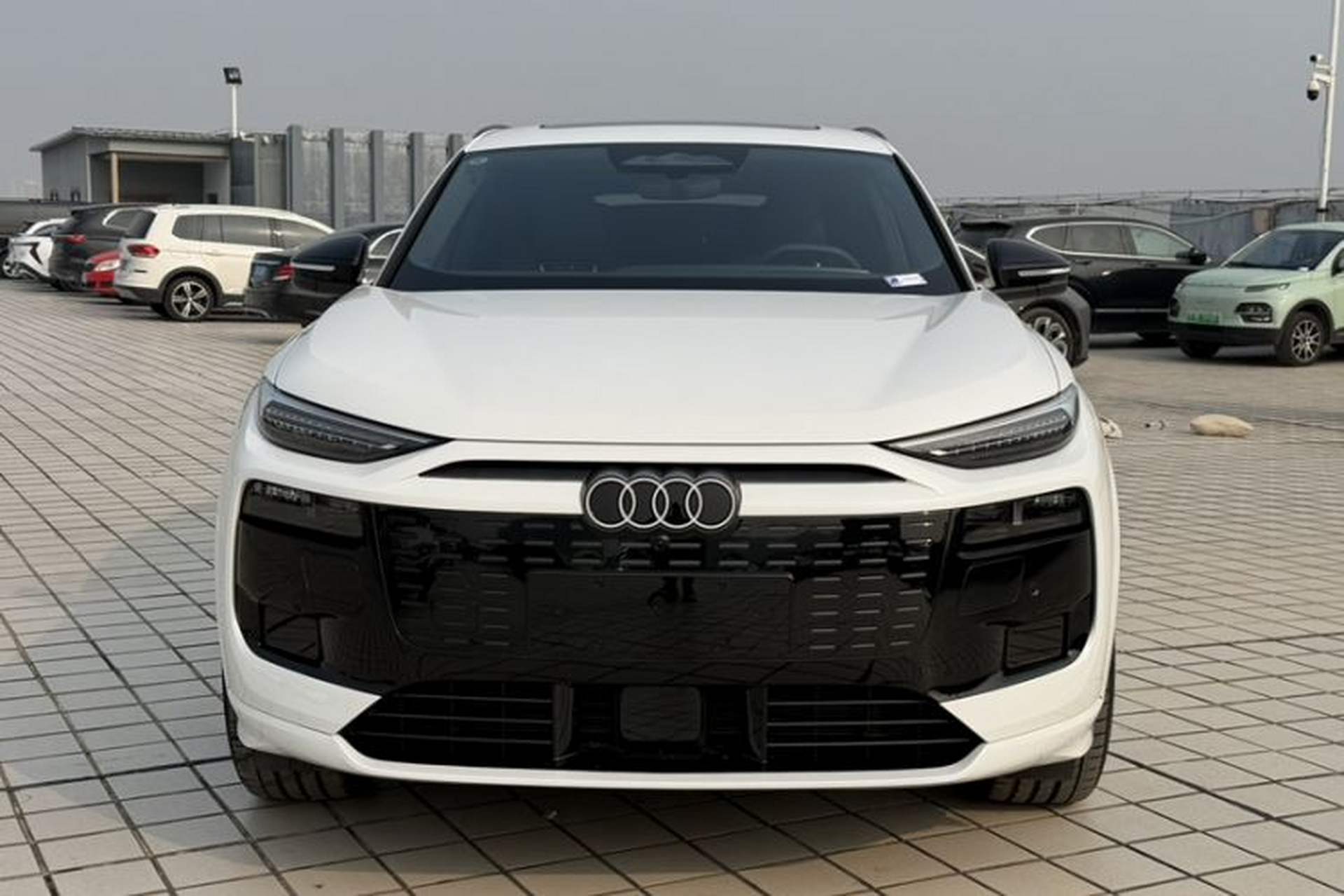 Used Audi Q6L e-tron 2026 First Launch Navigation Edition Exterior 1
