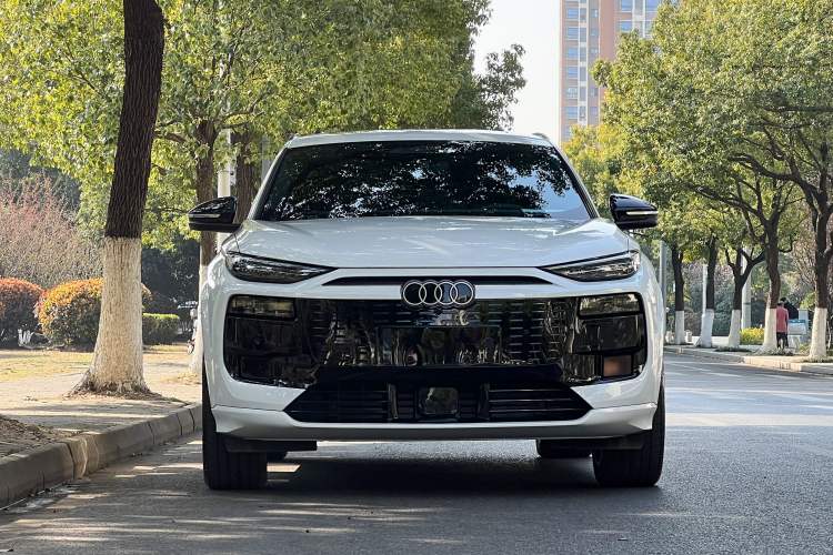 Used Audi Q6L e-tron 2026 First Launch Navigation Edition Exterior 2