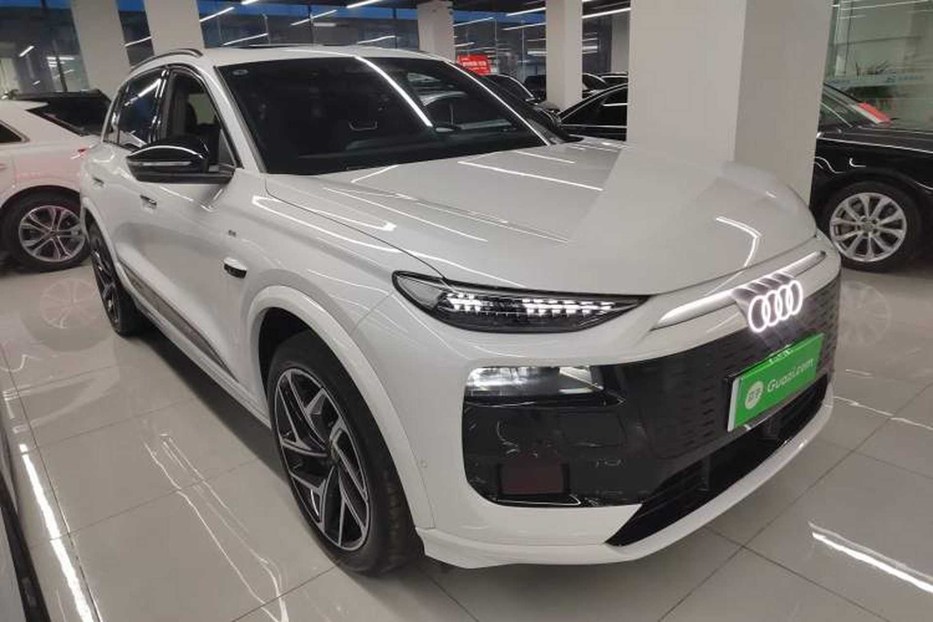 Used Audi Q6L e-tron 2026 First Launch Navigation Edition Exterior 2