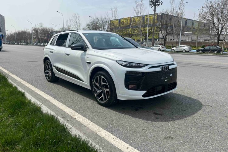 Used Audi Q6L e-tron 2026 First Launch Navigation Edition Exterior 3