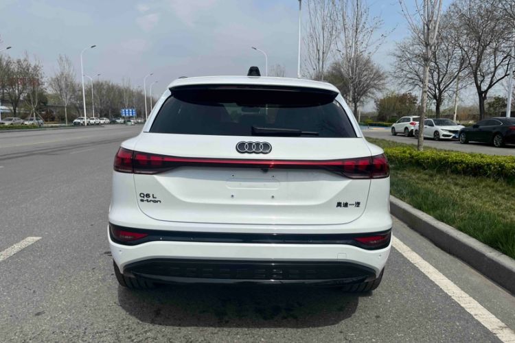Used Audi Q6L e-tron 2026 First Launch Navigation Edition Exterior 5