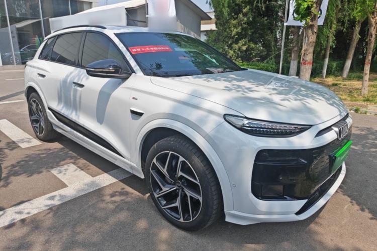 Used Audi Q6L e-tron 2026 First Launch Navigation Edition Front Right 45 Deg