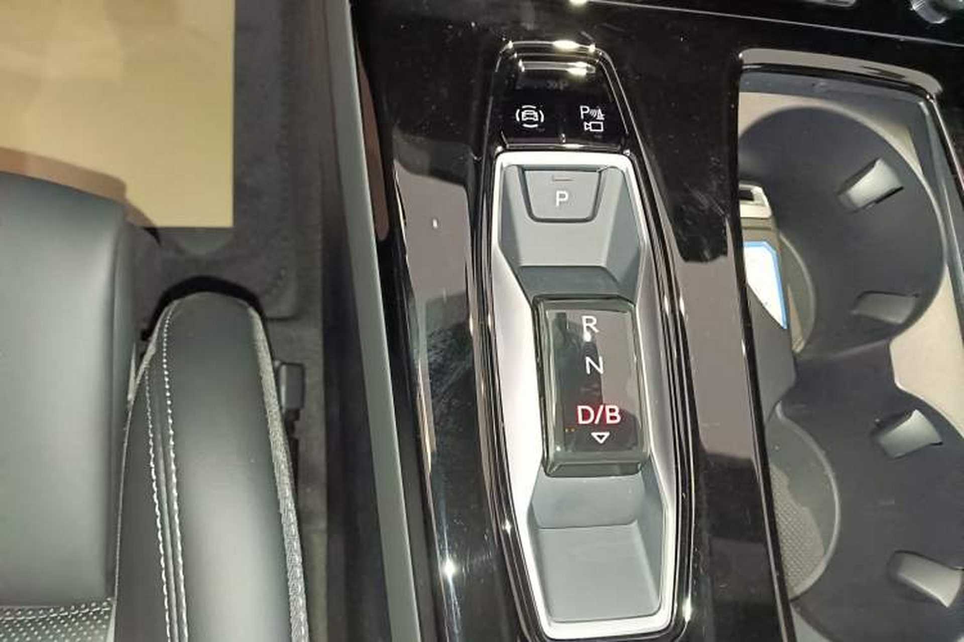Used Audi Q6L e-tron 2026 First Launch Navigation Edition Gear Lever