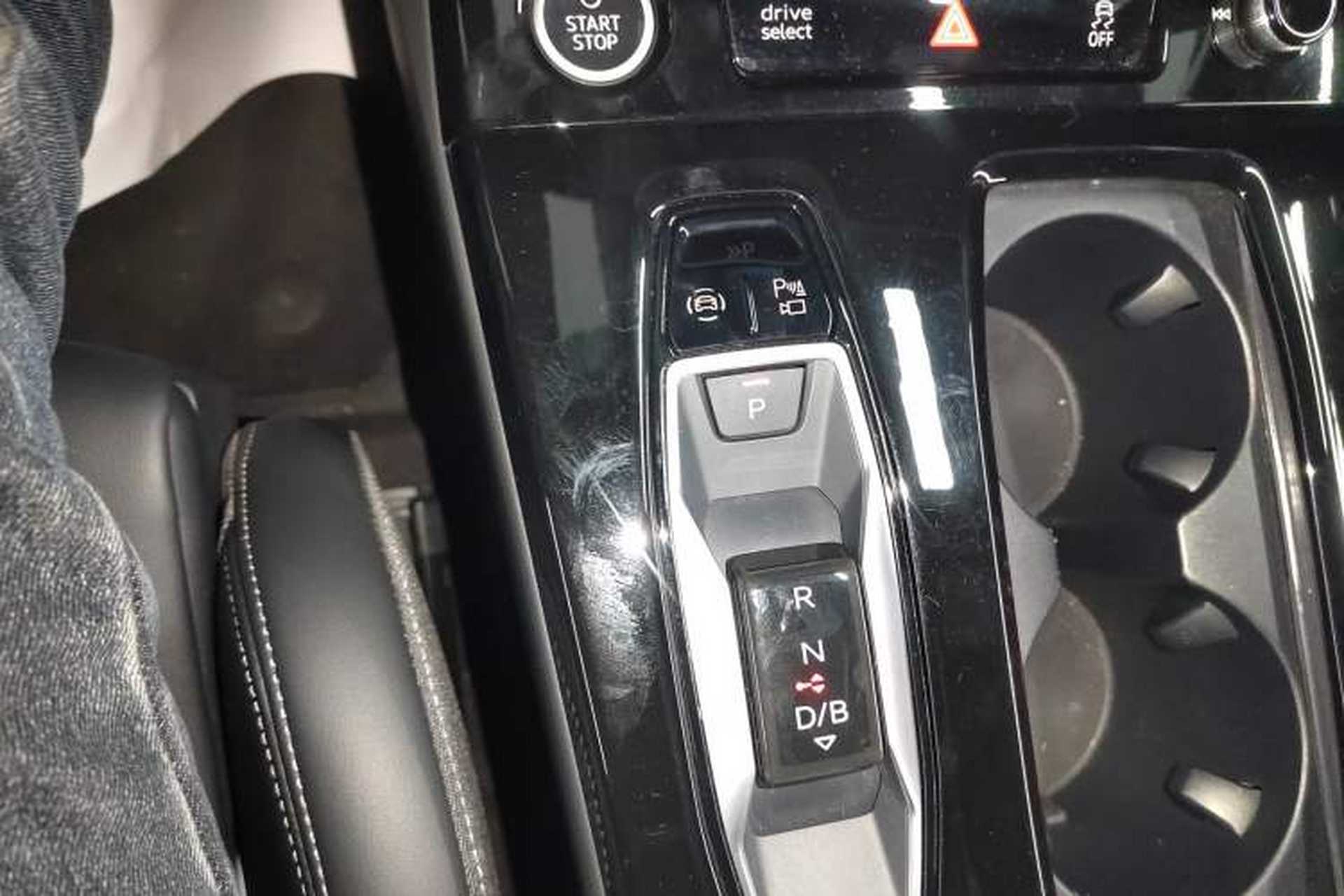Used Audi Q6L e-tron 2026 First Launch Navigation Edition Gear Lever